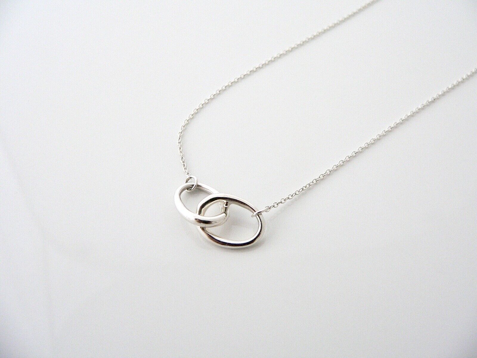 Tiffany & Co Silver Necklace Peretti Interlocking Ovals Love Pendant 17.5 Inch