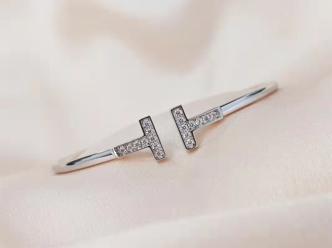 Tiffany T Diamond Wire Bracelet white Gold