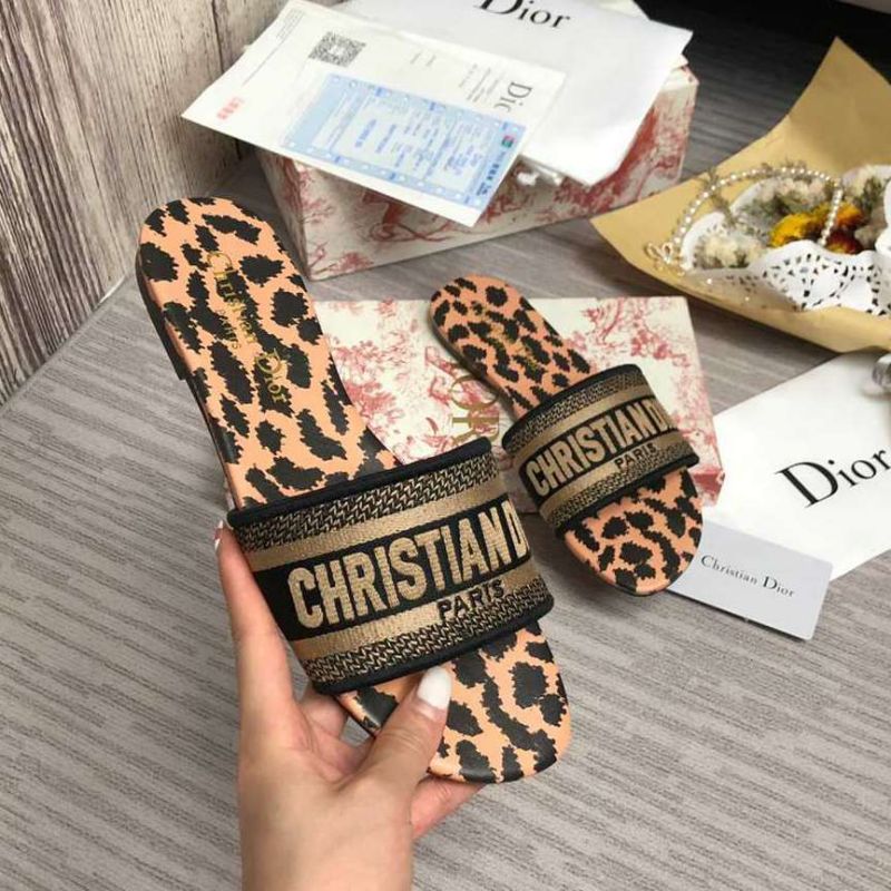 Dior DWAY Slide Slipper Sandals (Replica)