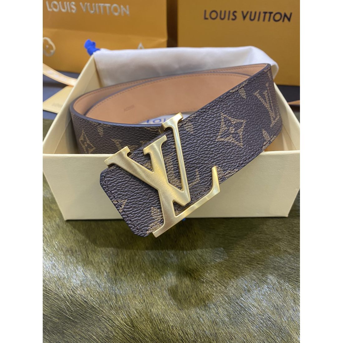 LV Classic Sand Bottom Louis Men's Belt 40 MM