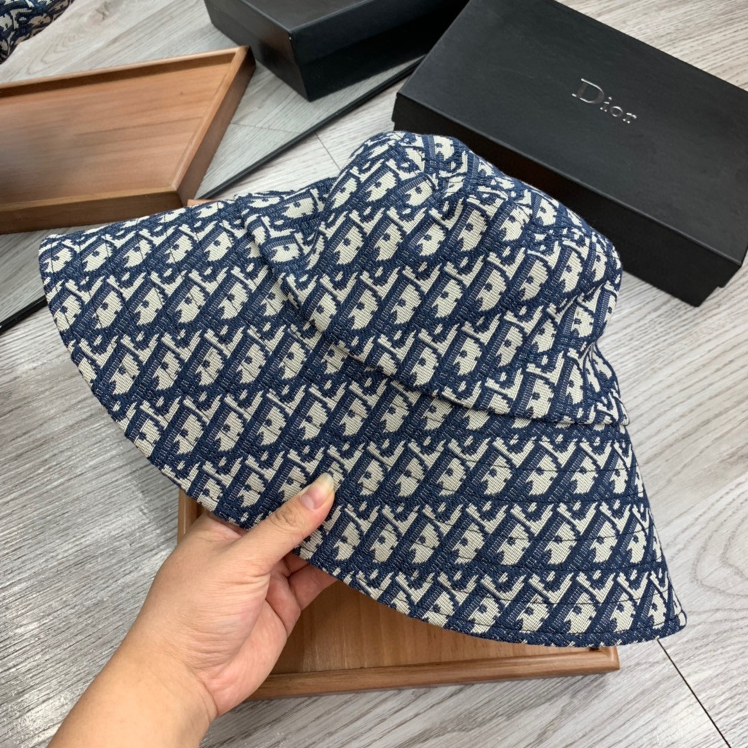 Dior Simple And Generous Fisherman Hat Sunhat （Replica）