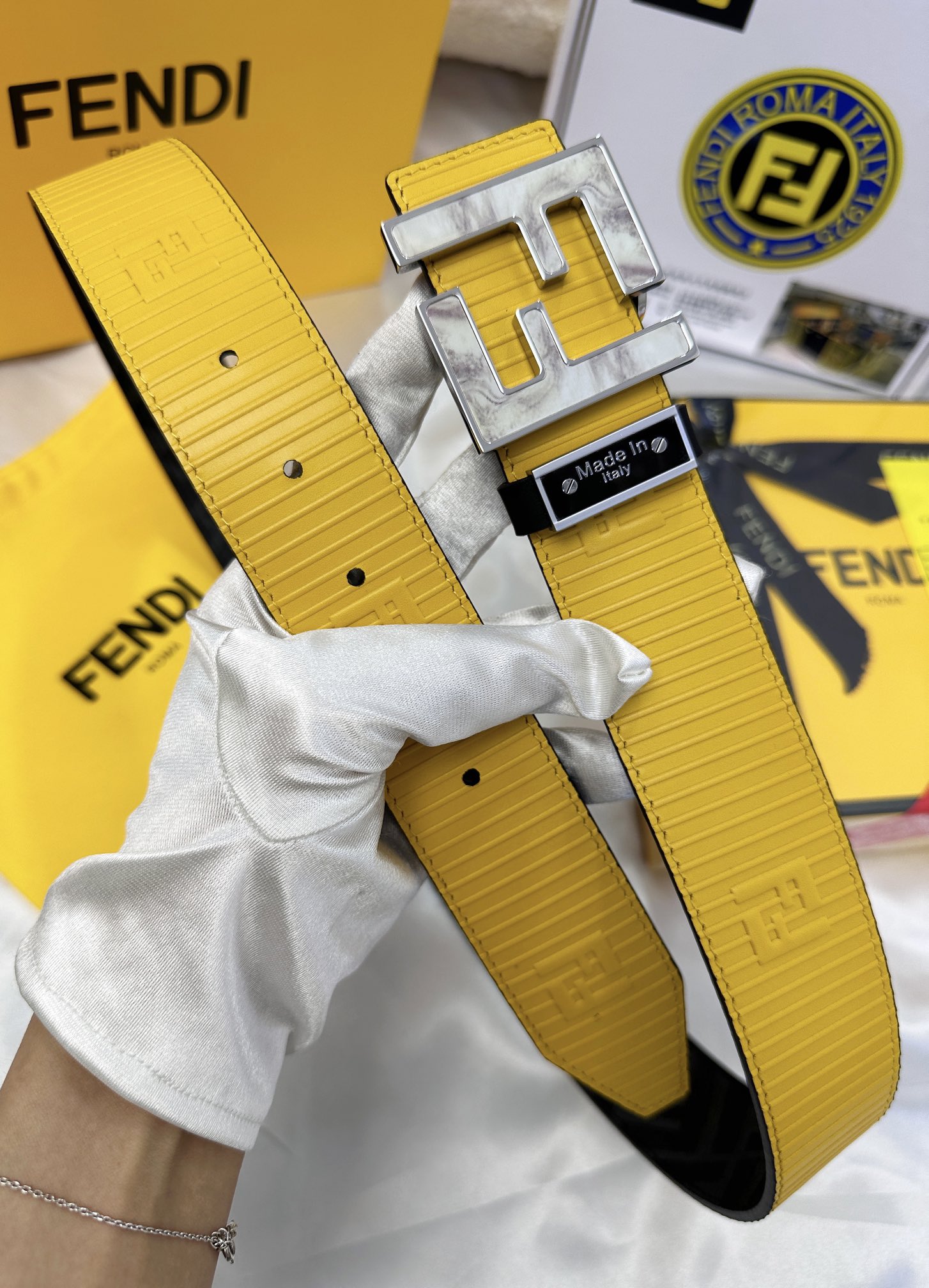 Fendi Leather Belts 1:1 Mirror Version