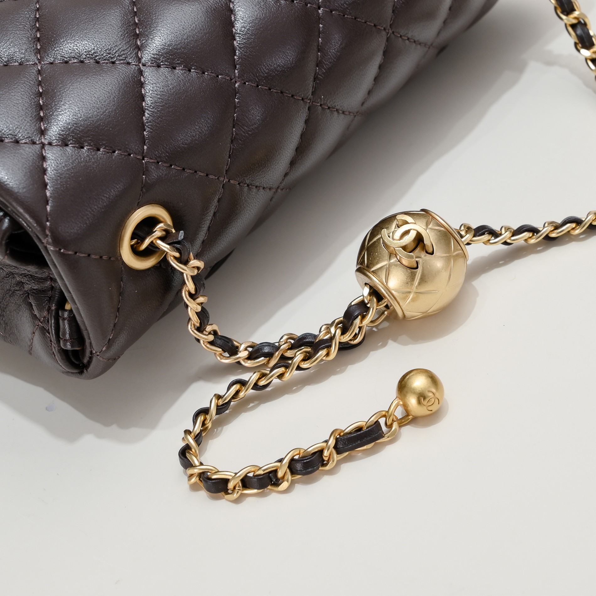 Chanel Cross Body Metal Ball Chain Shoulder Bag Handbag