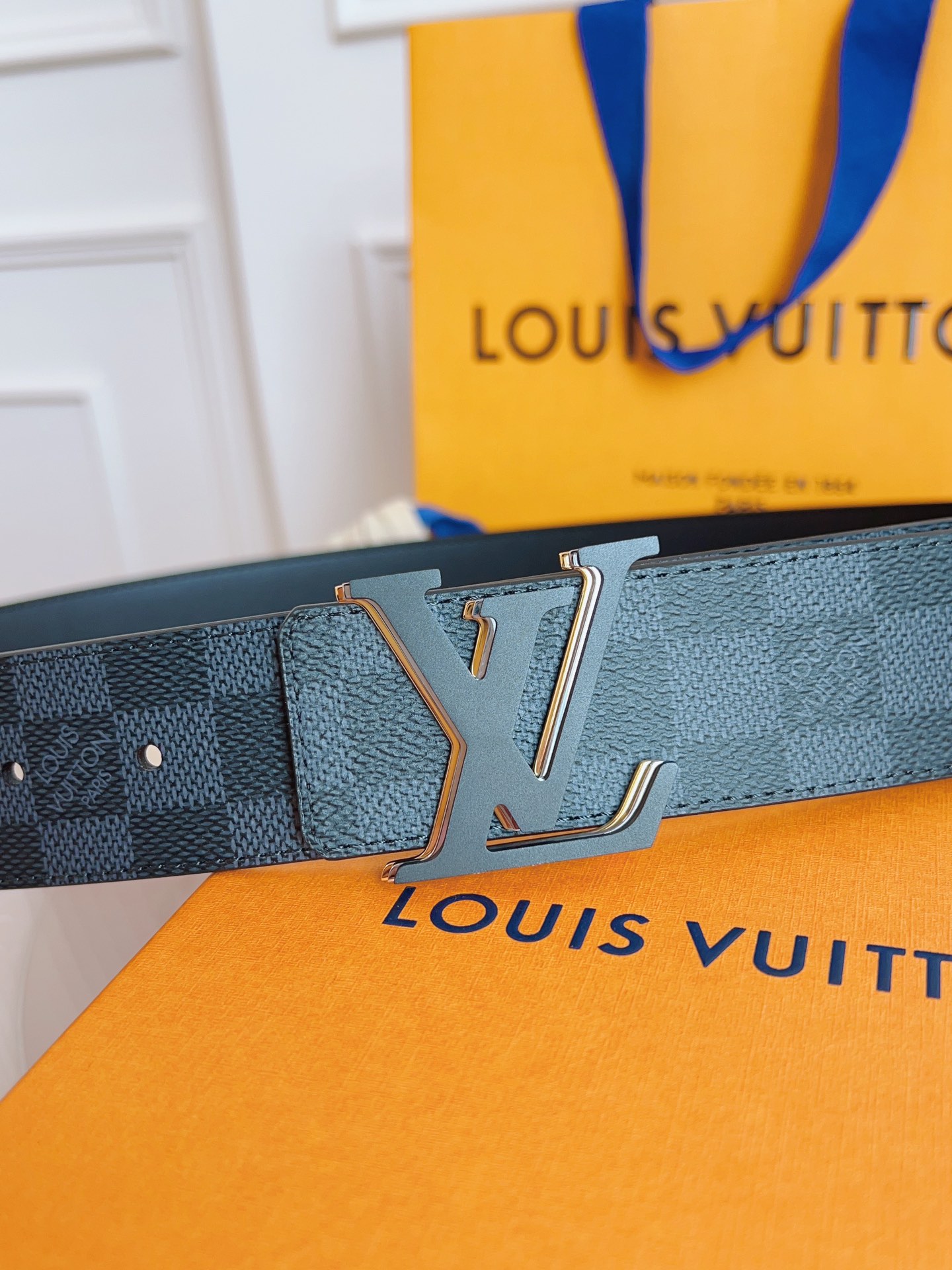 Louis Vuitton LV Leather Belts 1:1 Mirror Version