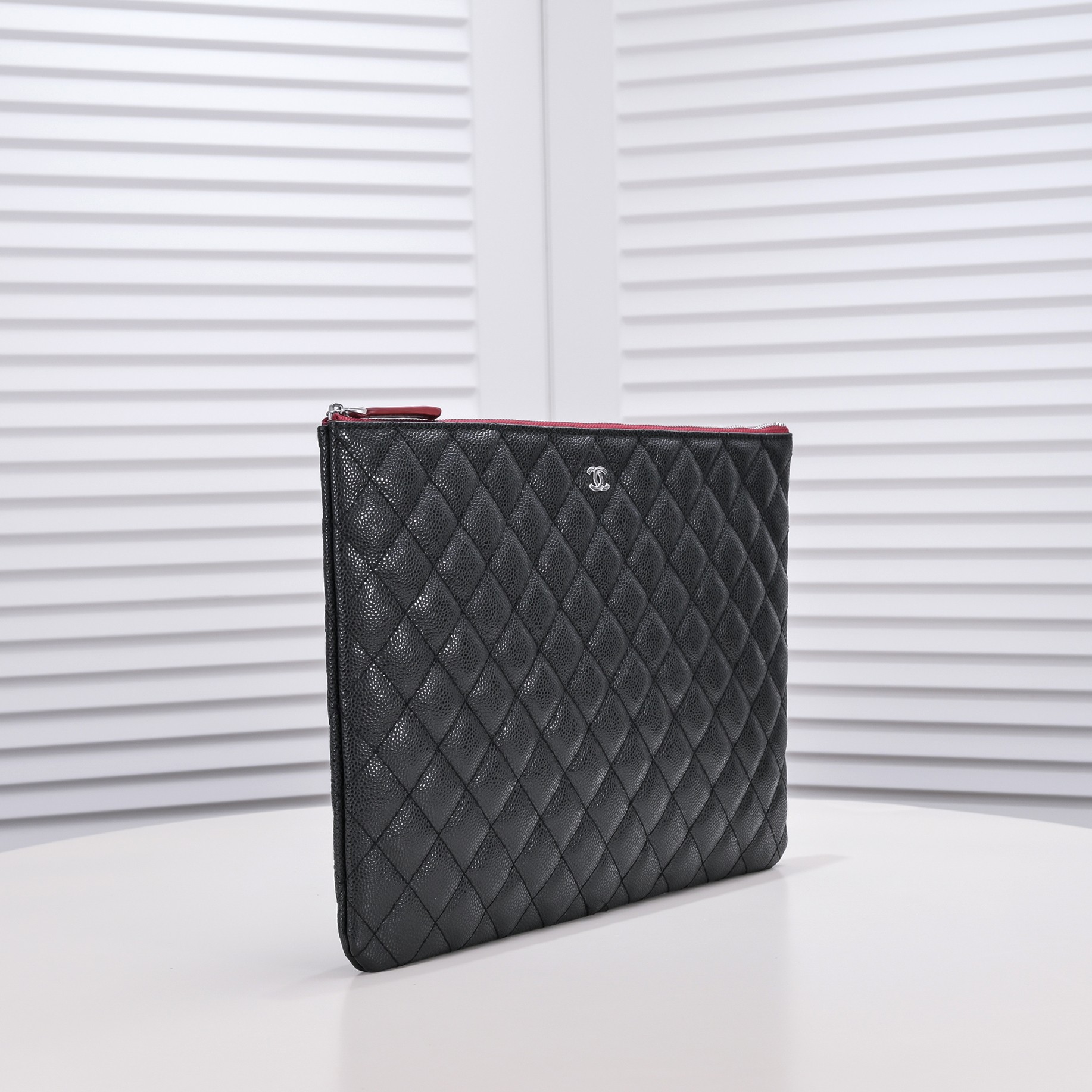 Chanel Cowhide Caviar Lattice Clutch silver buckle Clutch Bag Handbag