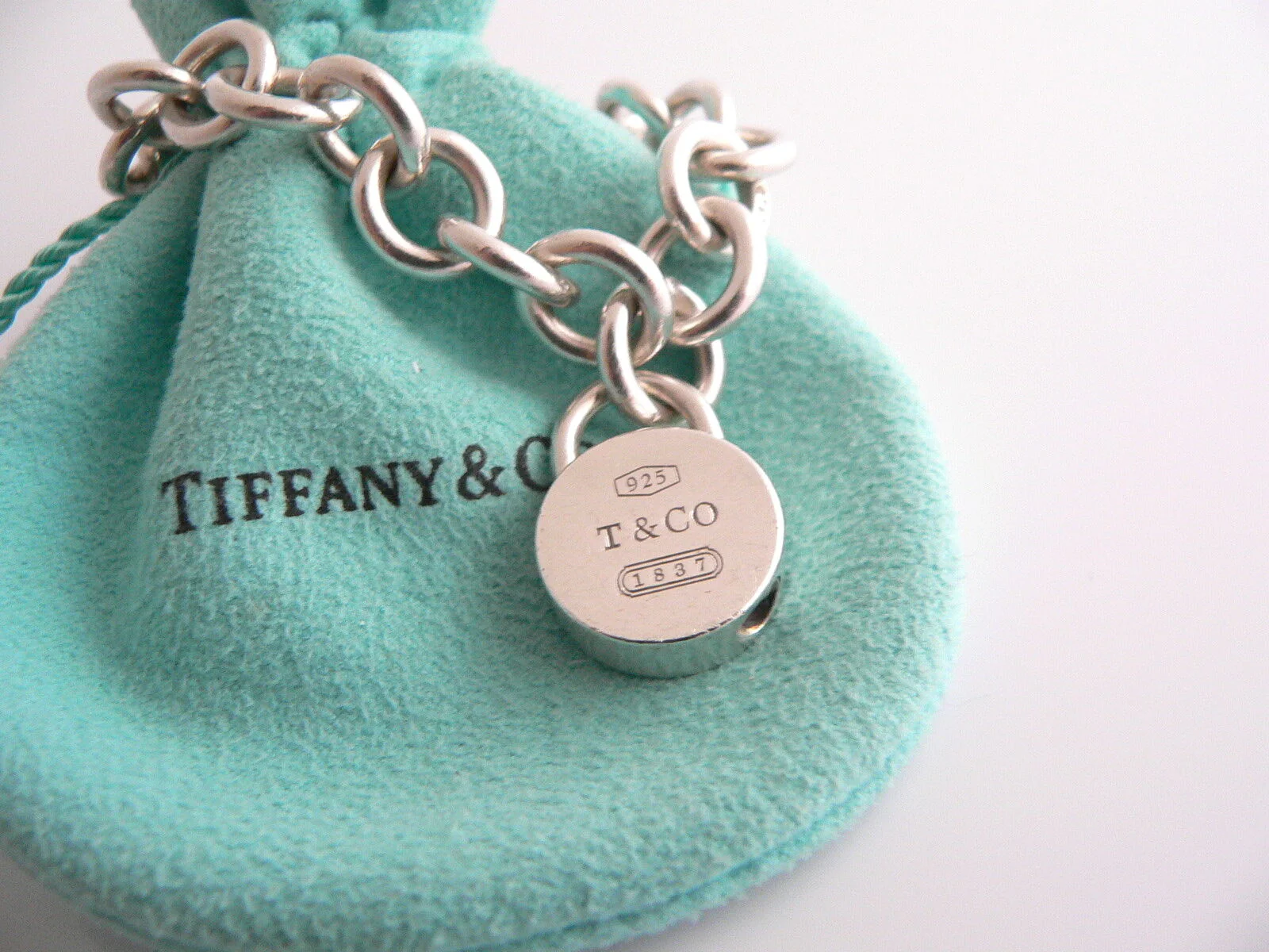 Tiffany & Co 1837 Padlock Bracelet Bangle Circle Charm Silver Gift Pouch Love