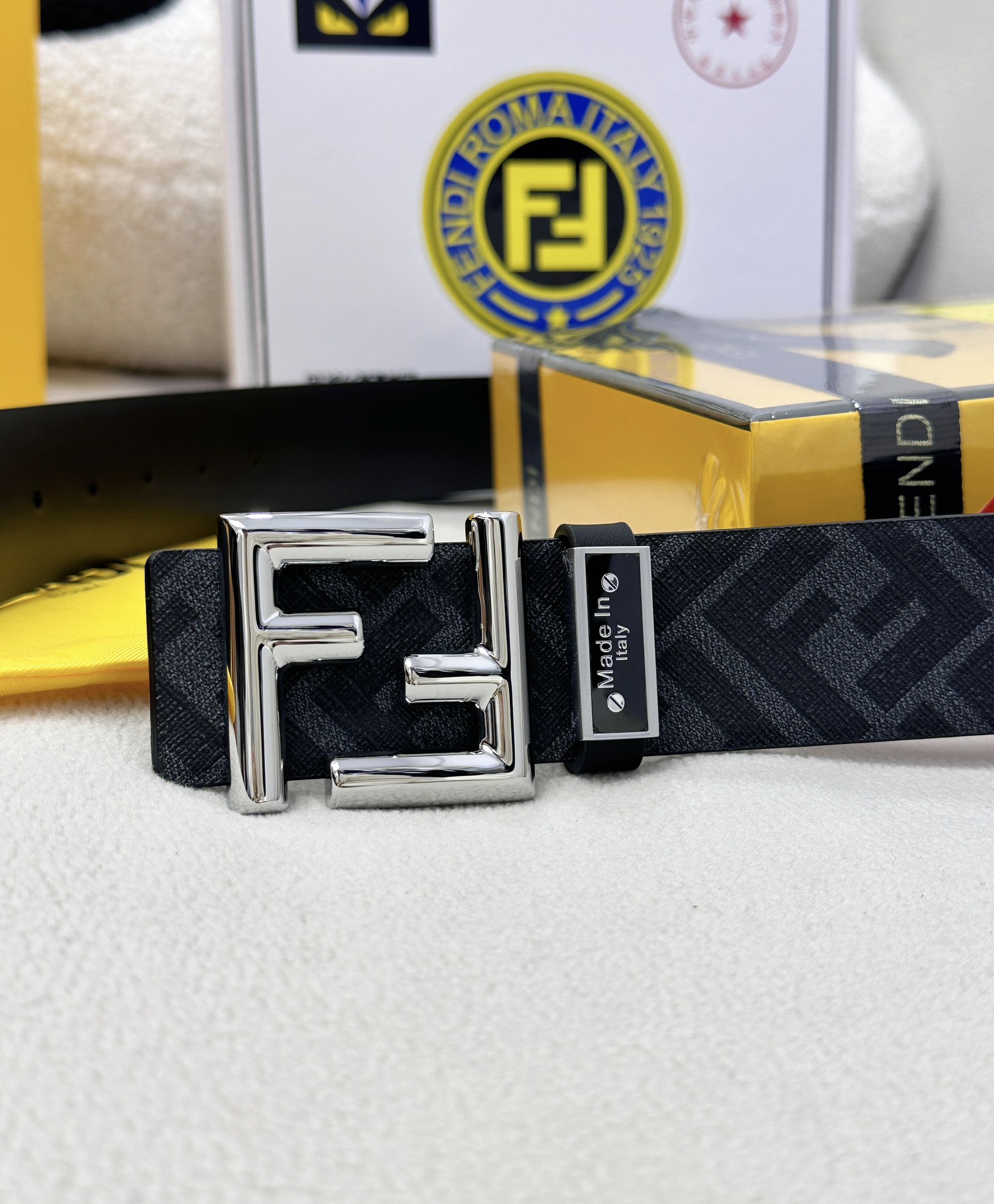 Fendi Leather Belts 1:1 Mirror Version