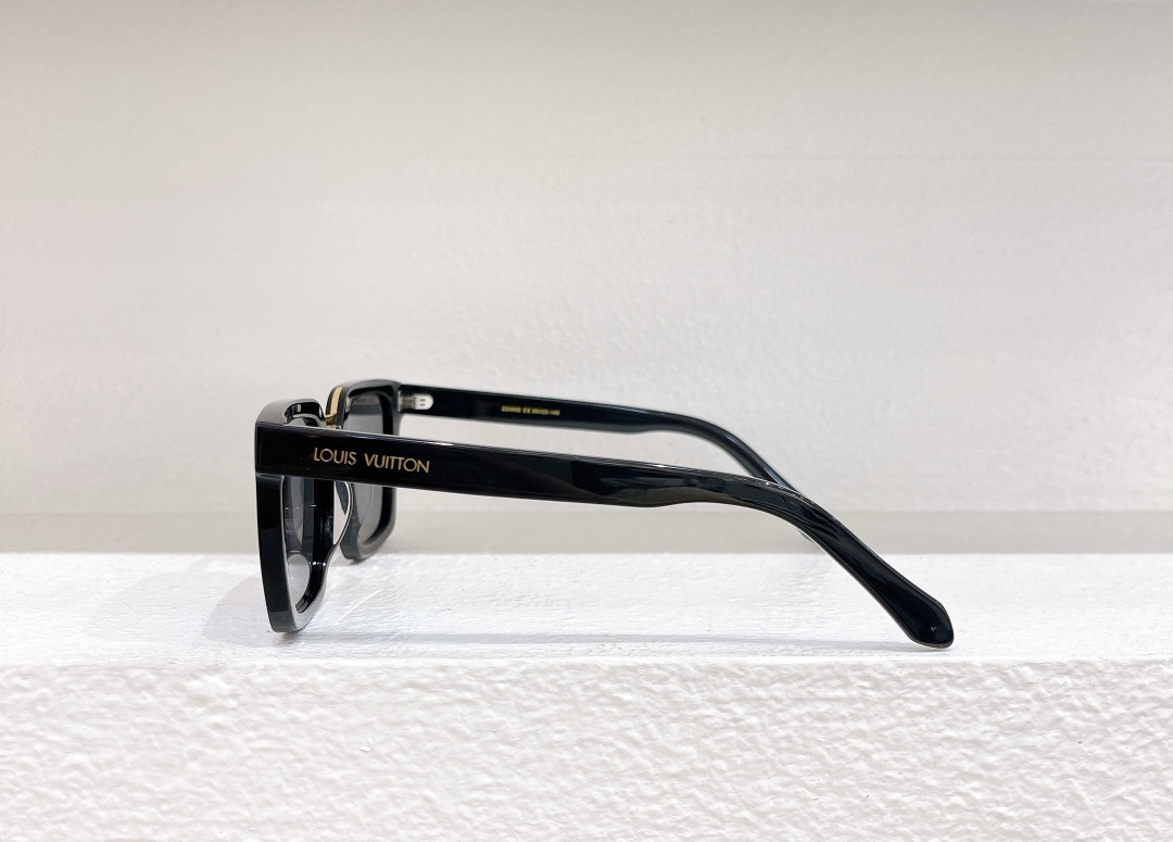 Louis Vuitton LV Sunglasses
