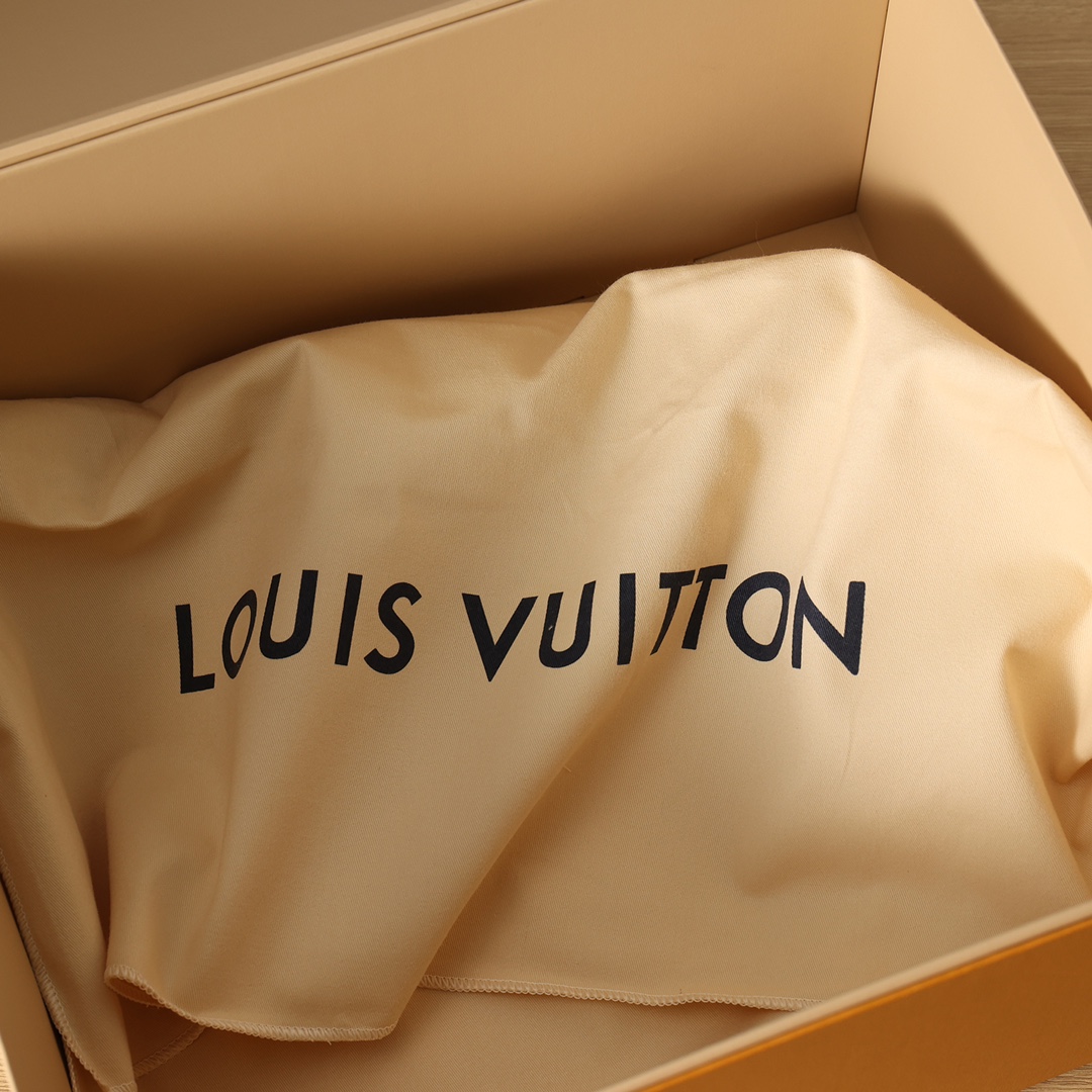 Louis Vuitton 1:1 Gift Box With Dust Bags And Original Box