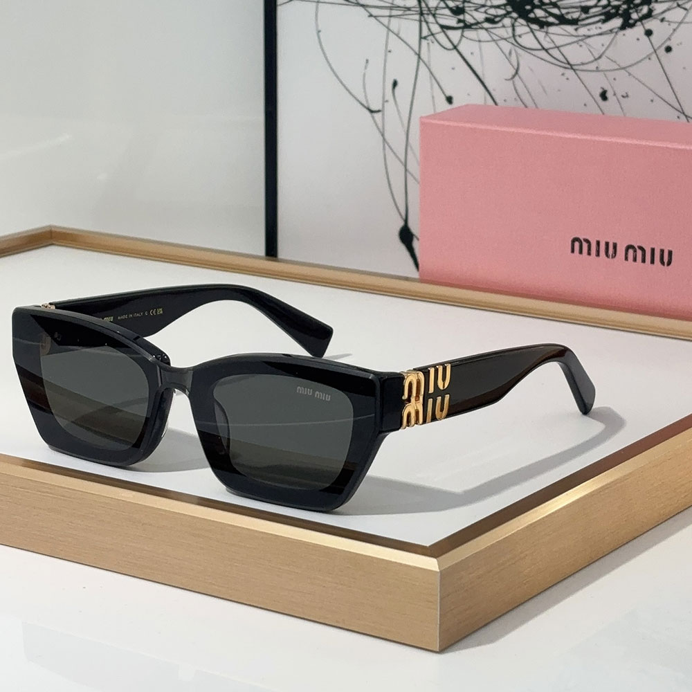Miumiu  The Hollow Logo of the Mirror leg Sunglasses Top quality （Replica）