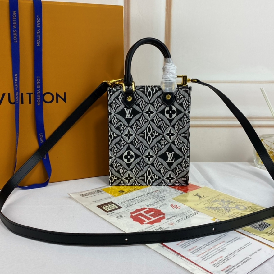 Louis Vuitton LV Petit Sac Plat Shoulder Bag ( Replica）