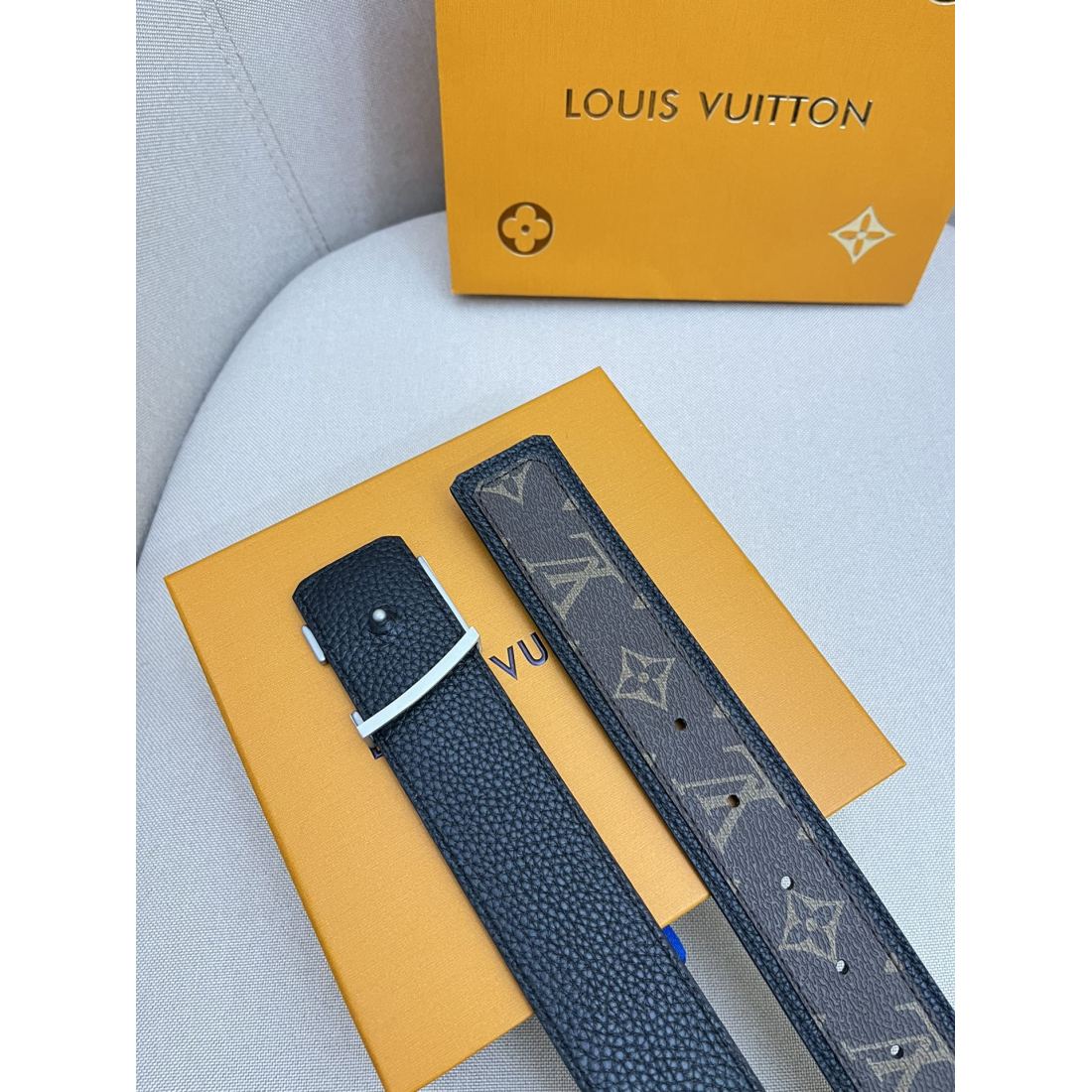 Lv Fade LOGO Calfskin Men's Belt
