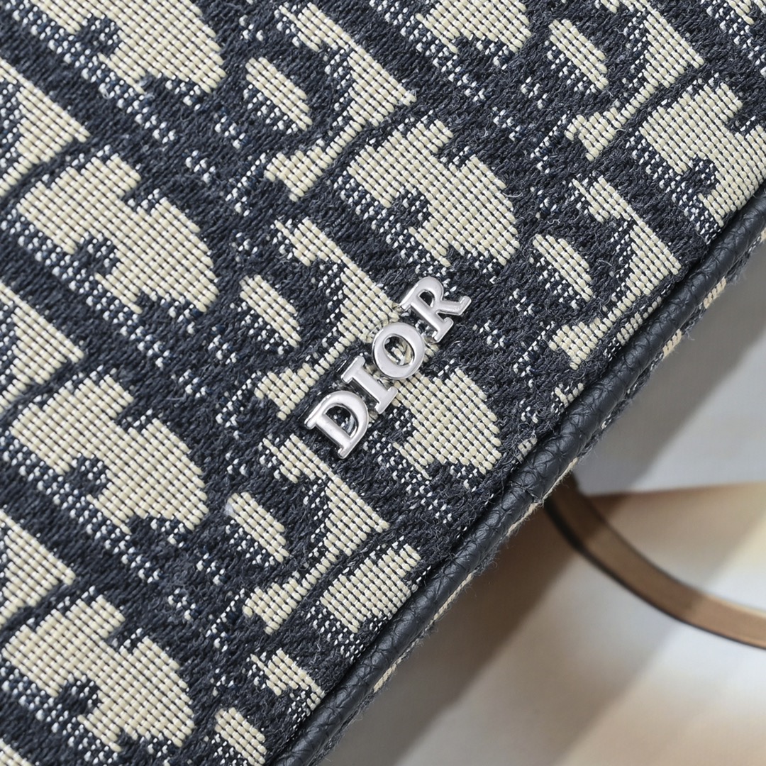 Dior Safari Messenger Bag  With Strap Bag(Replica)