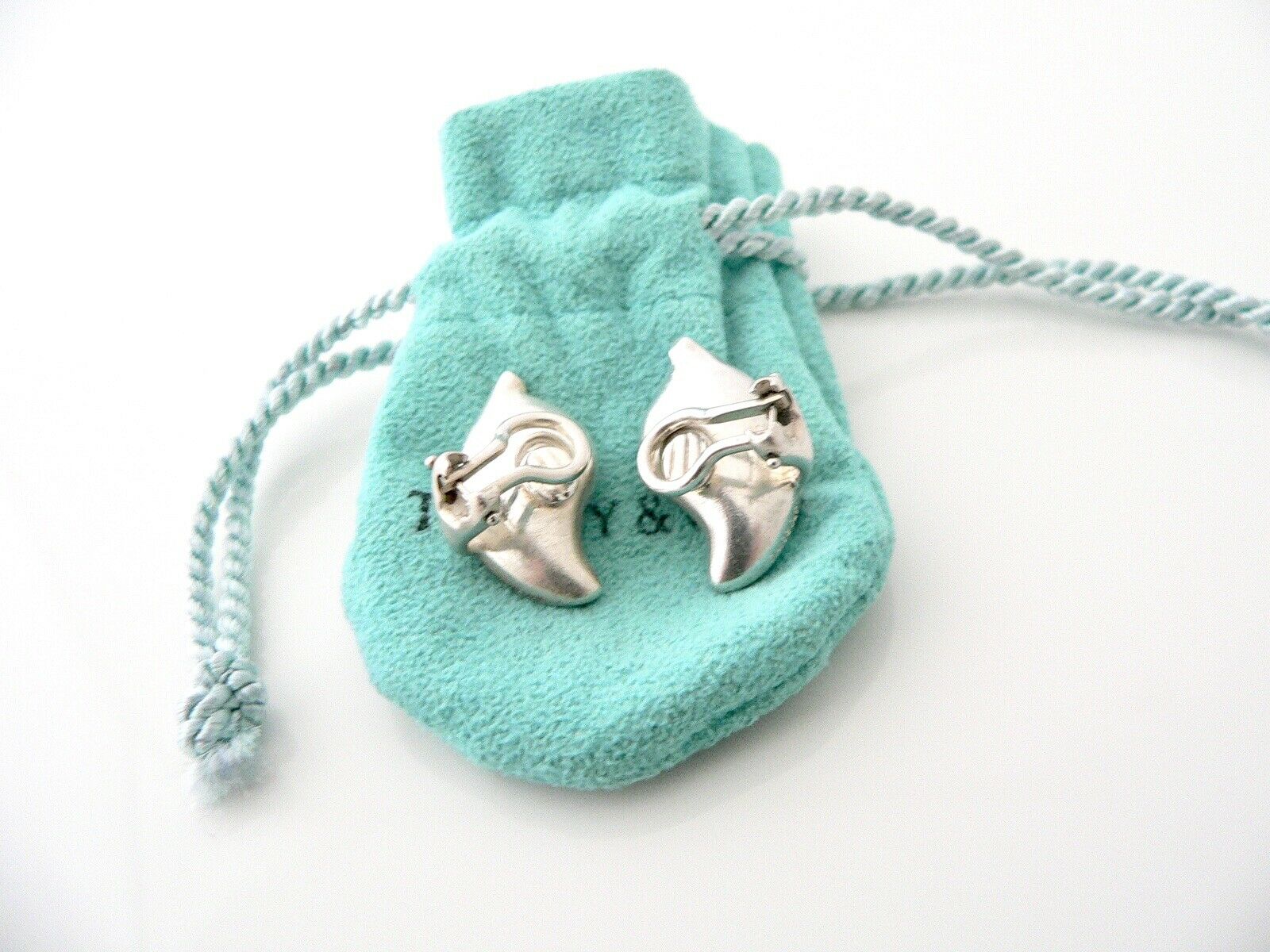 Tiffany & Co Leaf Earrings Nature Clip On Studs Silver Gift Pouch Peretti Love