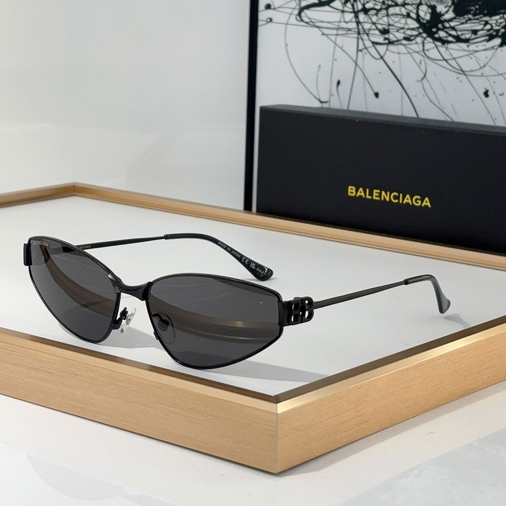 Balenciaga  Metal Thin Mirror leg Strap Logo   sunglasses Top quality （Replica）