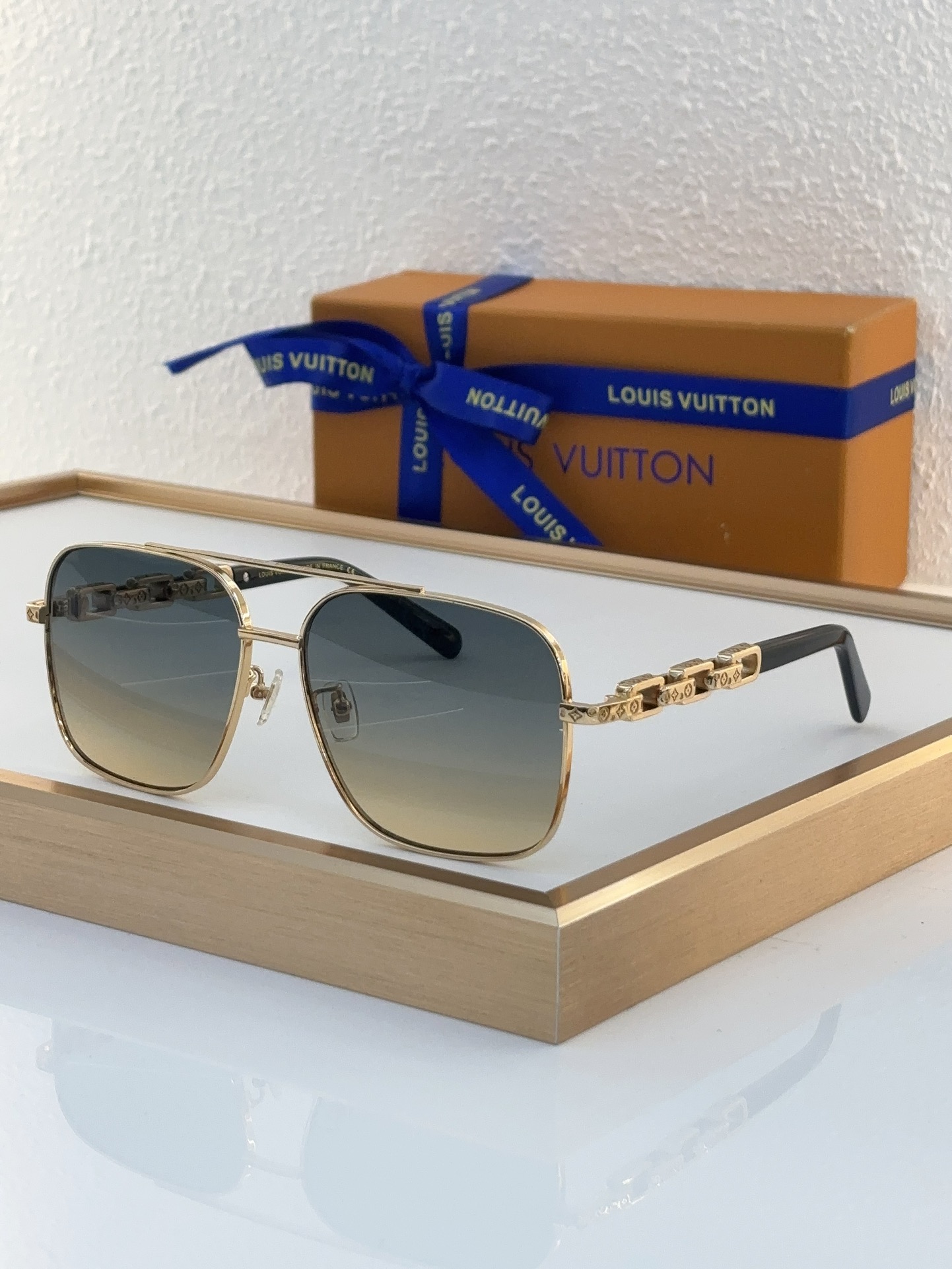Louis Vuitton LV Sunglasses