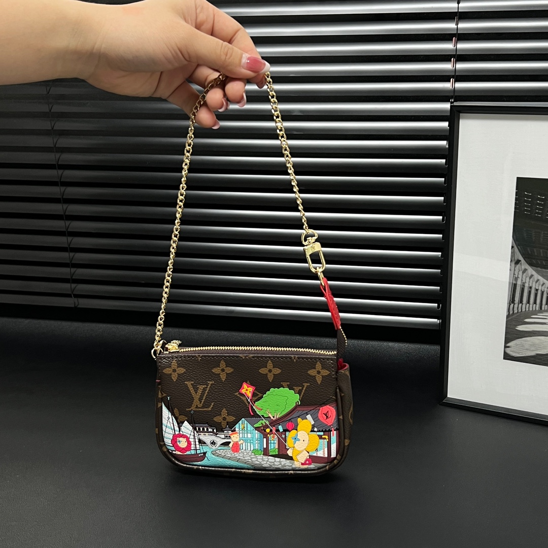 Louis Vuitton Multi Pochette Accessories Mini Bag Purse