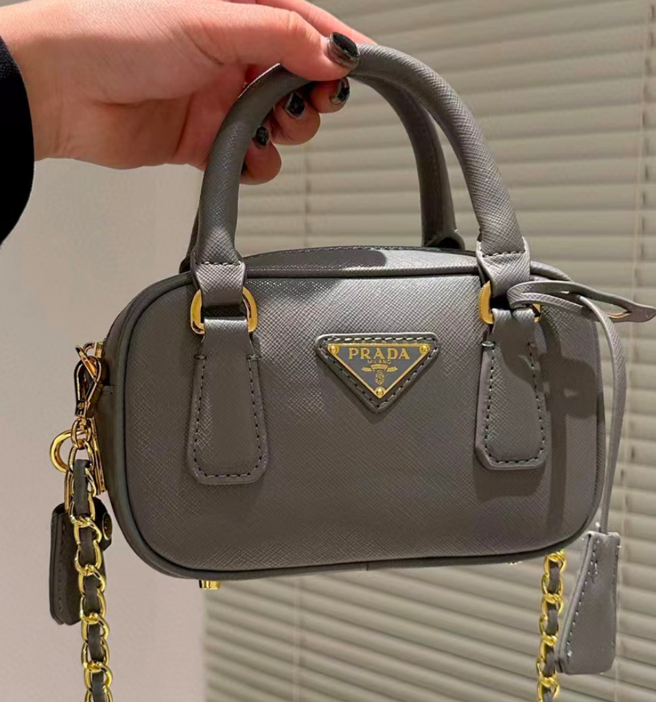 Prada Saffiano Leather Handbag Shoulder Bag（Replica）