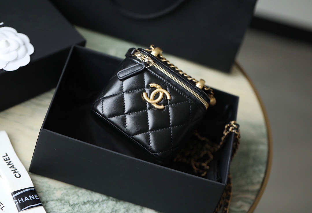 Chanel Double Golden-Ball Makeup Box Black Bag (Replica)