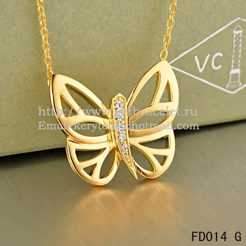 Van Cleef Arpels Butterfly Hollowing Carving Pendant Yellow Gold With Diamond