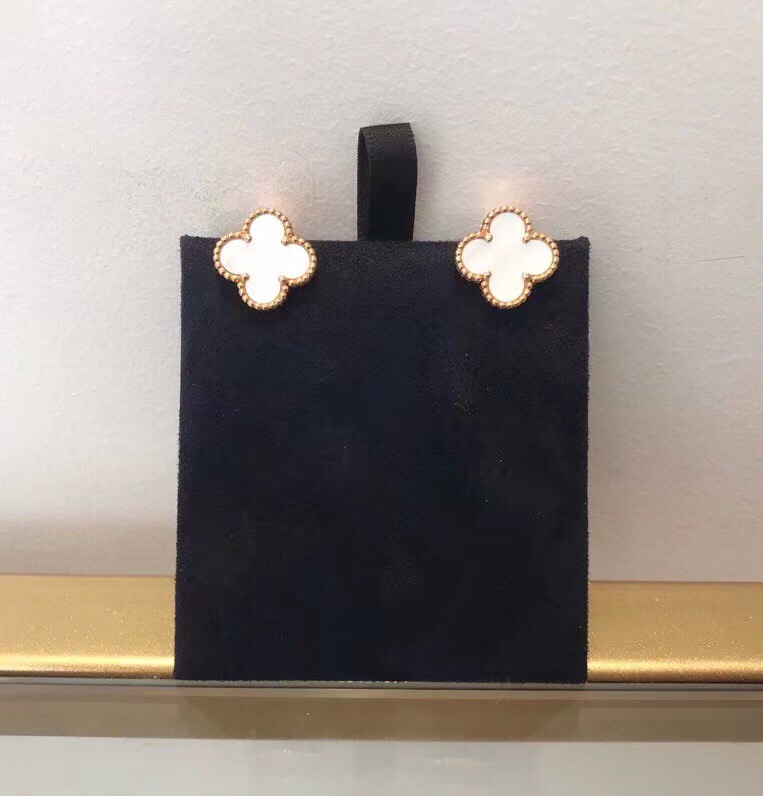 Van Cleef Earrings Dupe, Clover Stud Earrings, Vintage Alhambra earrings Dupe