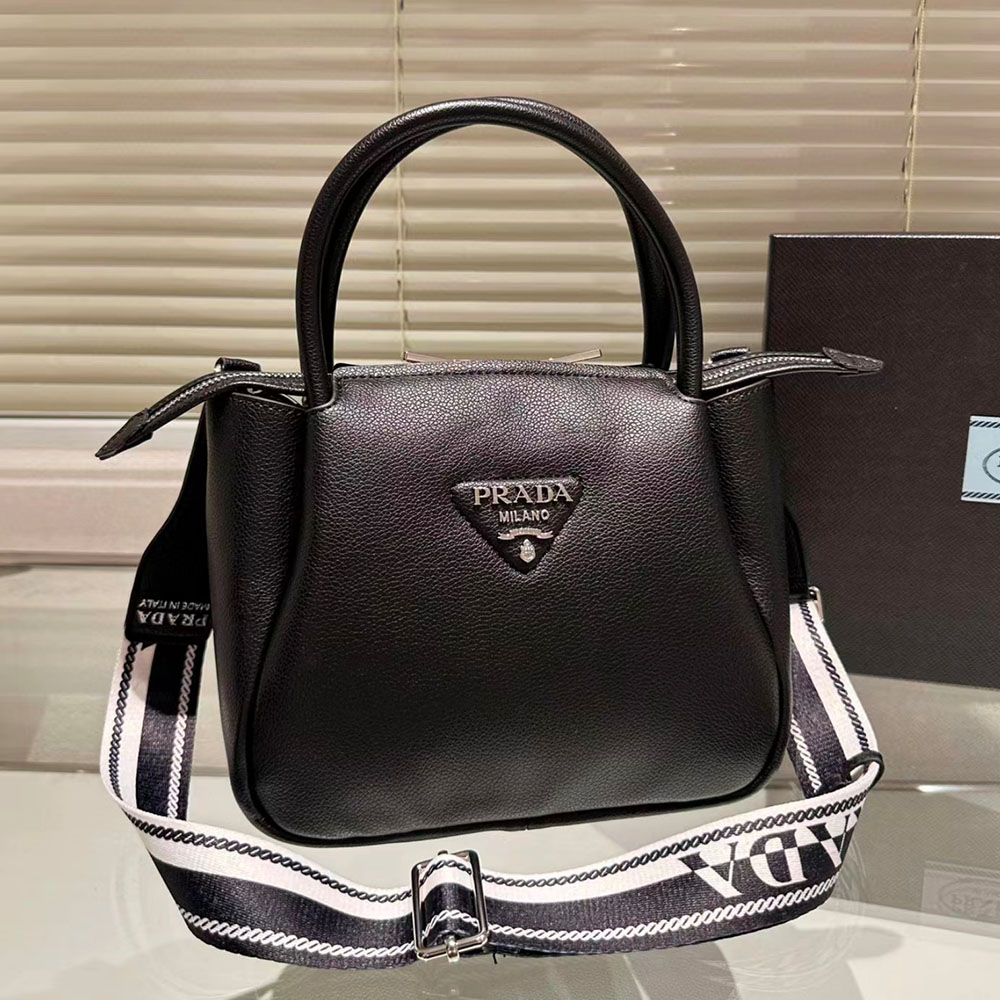 Prada Triangle Opening&Closing Handbag Shoulder Bag（Replica）