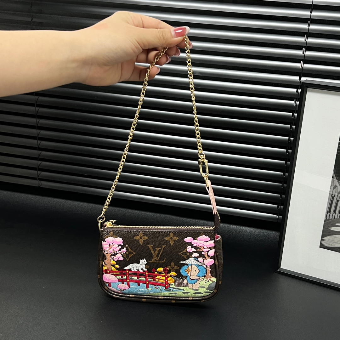 Louis Vuitton Multi Pochette Accessories Mini Bag Purse