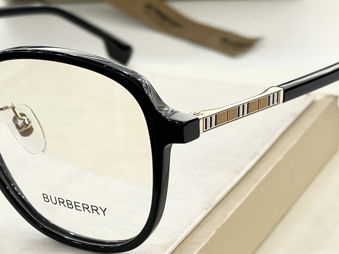 Burberry Sunglasses
