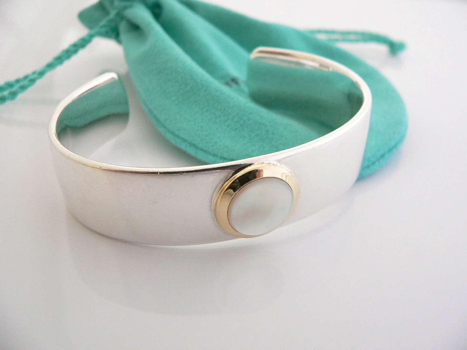 Tiffany & Co Silver 18K Pearl Bracelet Gold MOP Cuff Bangle Love Gift Pouch Art