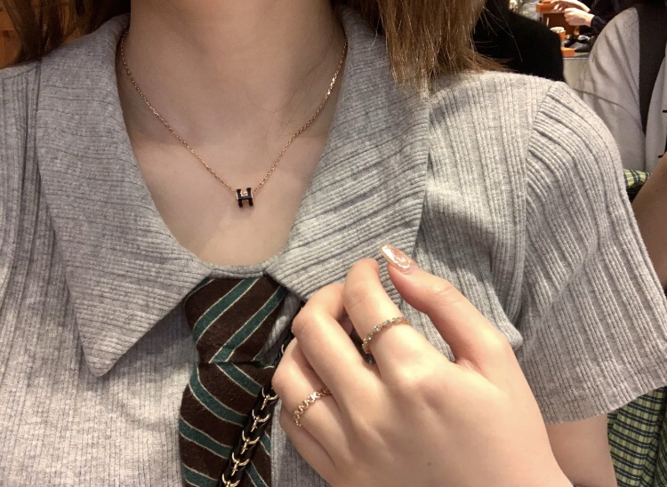 Hermes Hermes Pop H pendant, Small Model