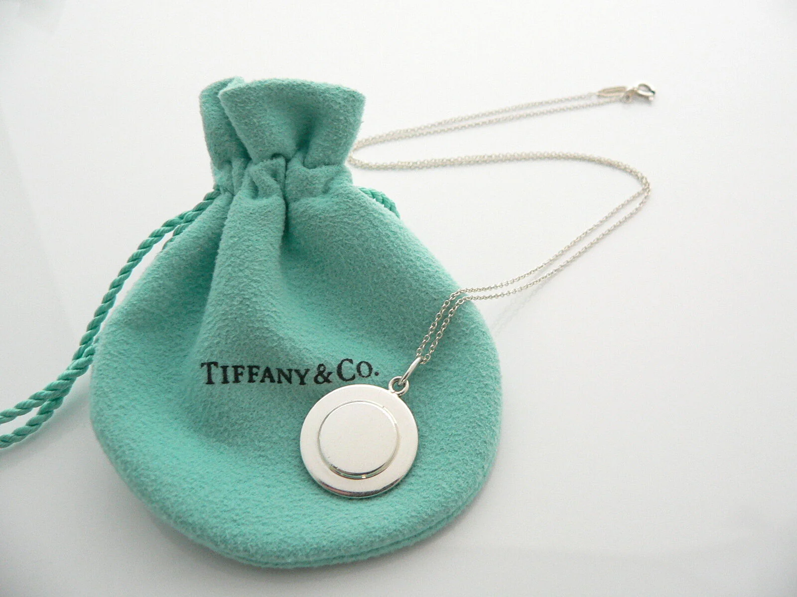 Tiffany & Co Round Necklace Pendant Double Circle Charm Chain Love Gift Pouch