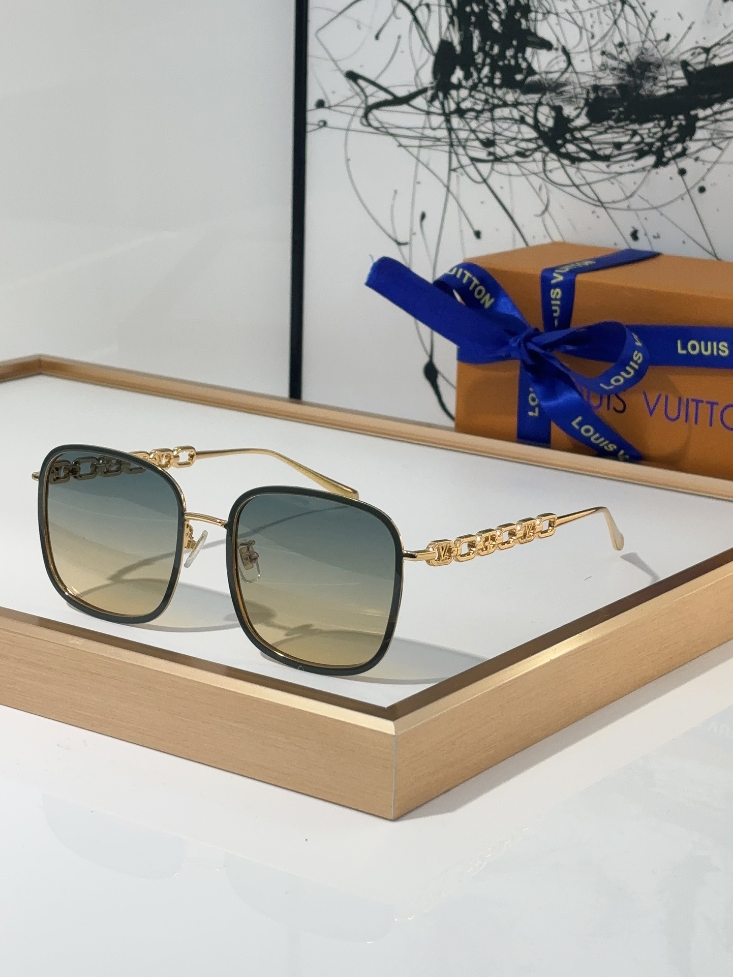 Louis Vuitton LV Sunglasses
