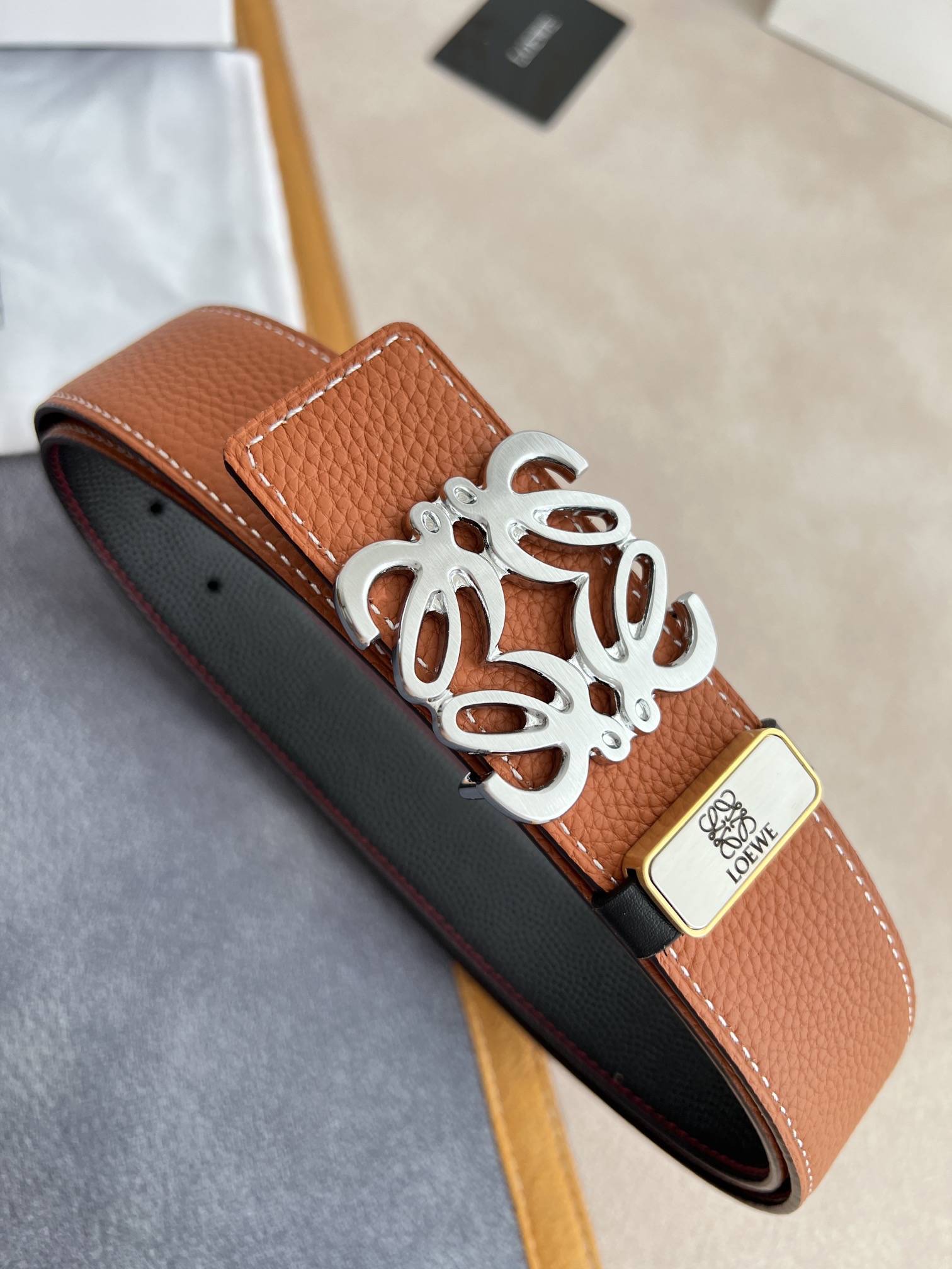 Loewe Leather Belts 1:1 Mirror Version