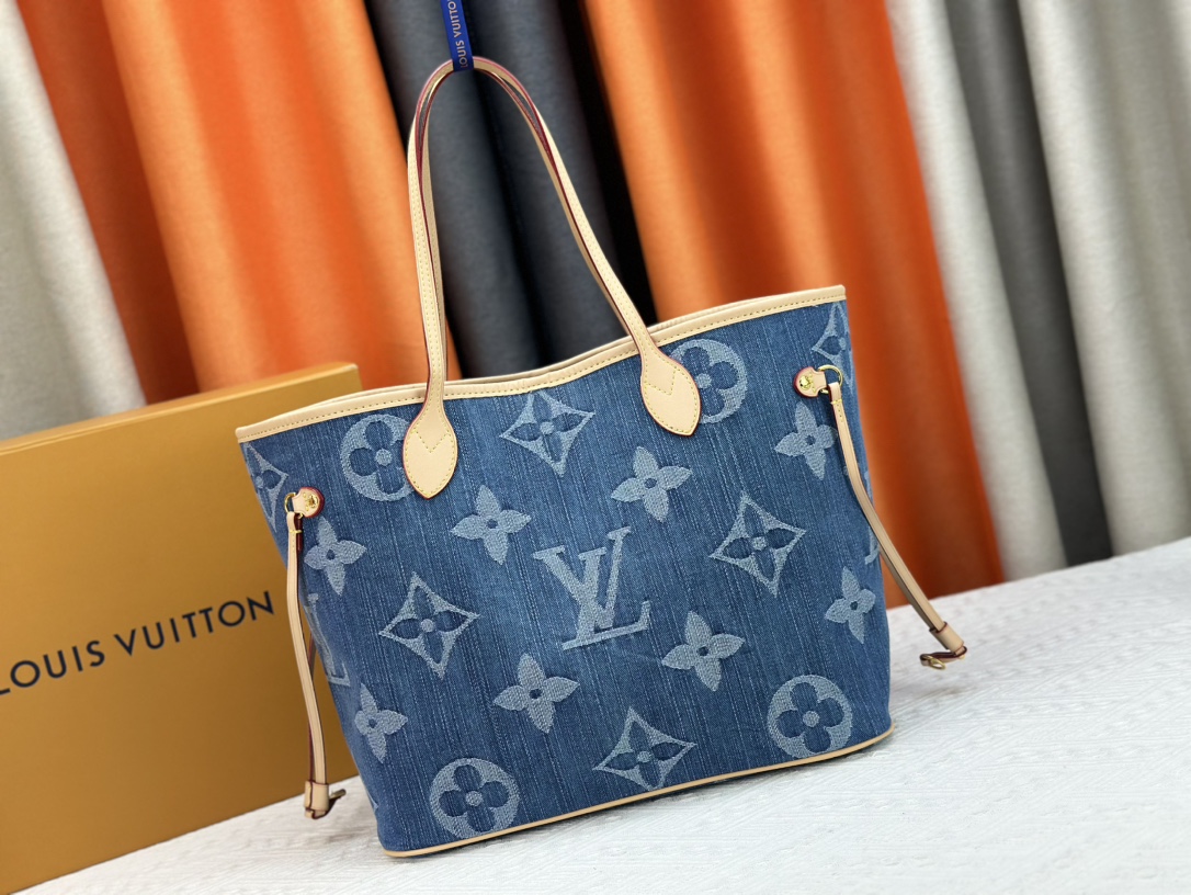Louis Vuitton Neverfull Shoulder Bag Handbag