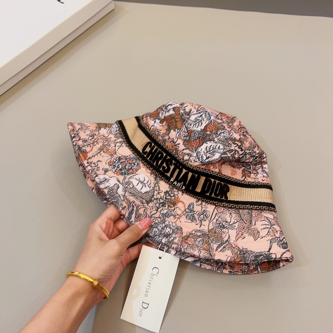 Dior Hats(Replica)