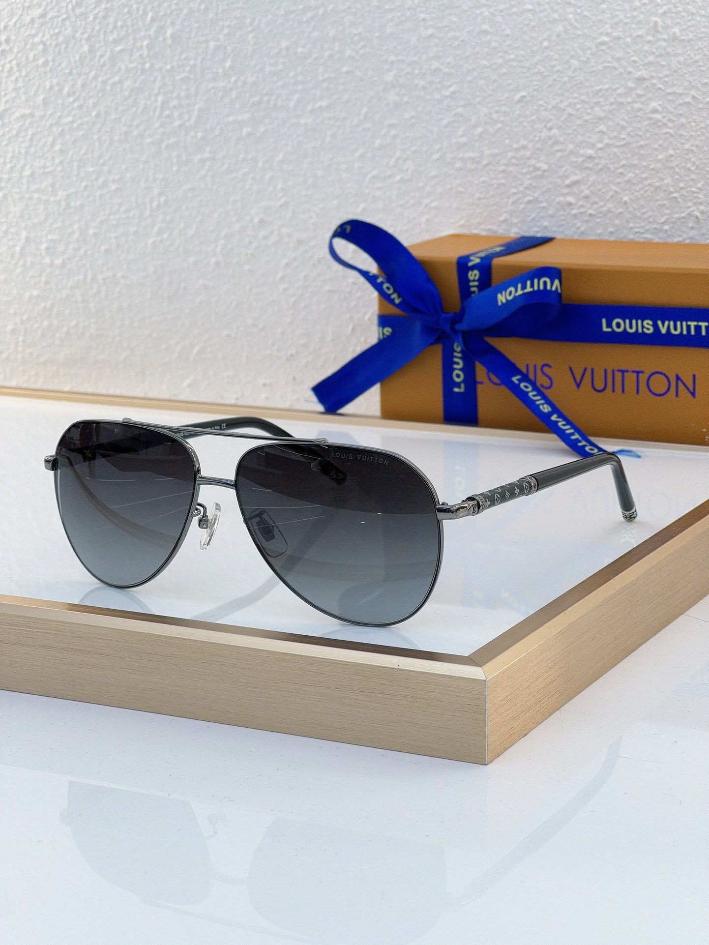 Louis Vuitton LV Sunglasses