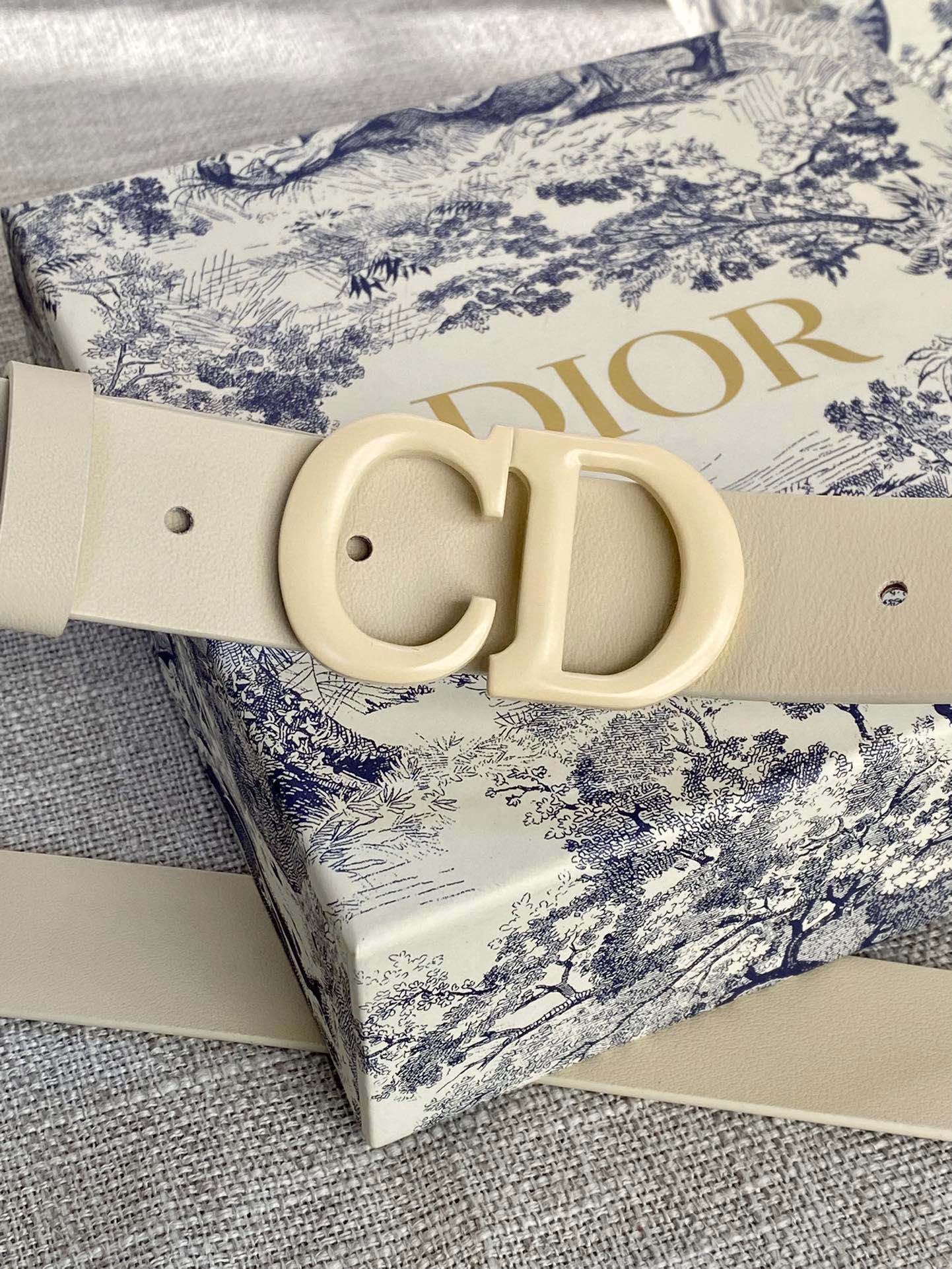 Dior Leather Belts 1:1 Mirror Version
