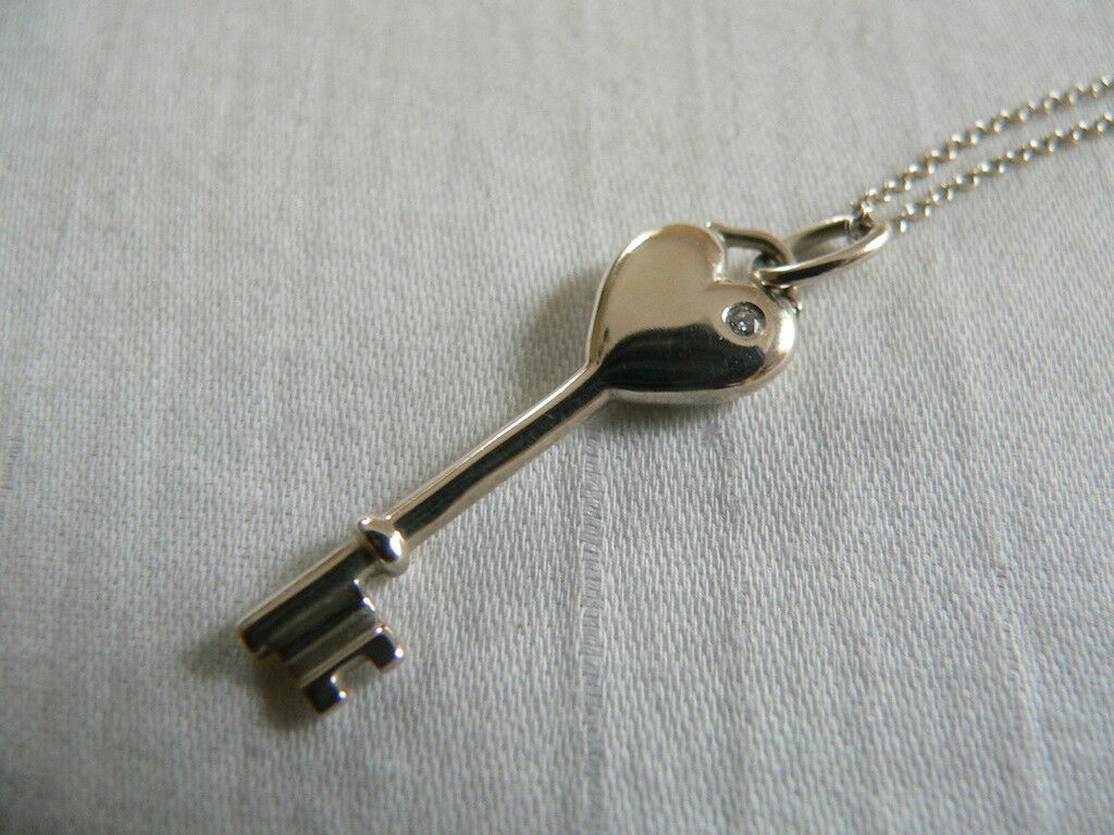 Tiffany Co Silver Diamond Heart Key Necklace Pendant Charm Chain Love Gift
