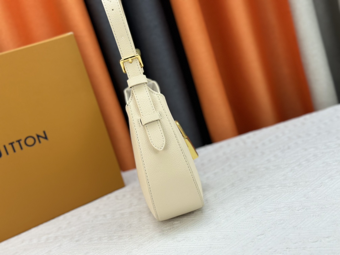 Louis Vuitton LOW KEY SHOULDER BAG M24611 M24885 M24990 Shoulder Bag Handbag