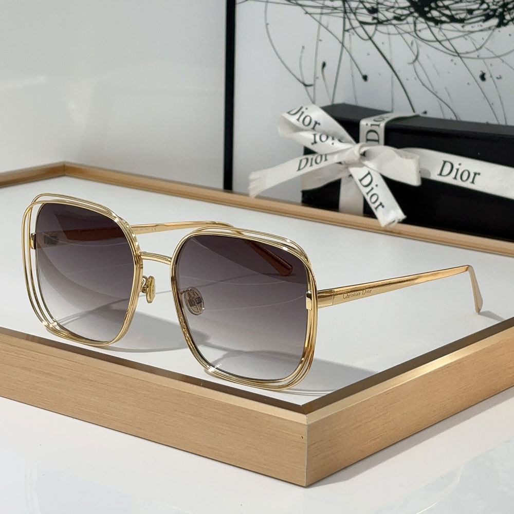 Dior Gold Metal Gold Frame Fashion sunglasses Top quality  (Replica）