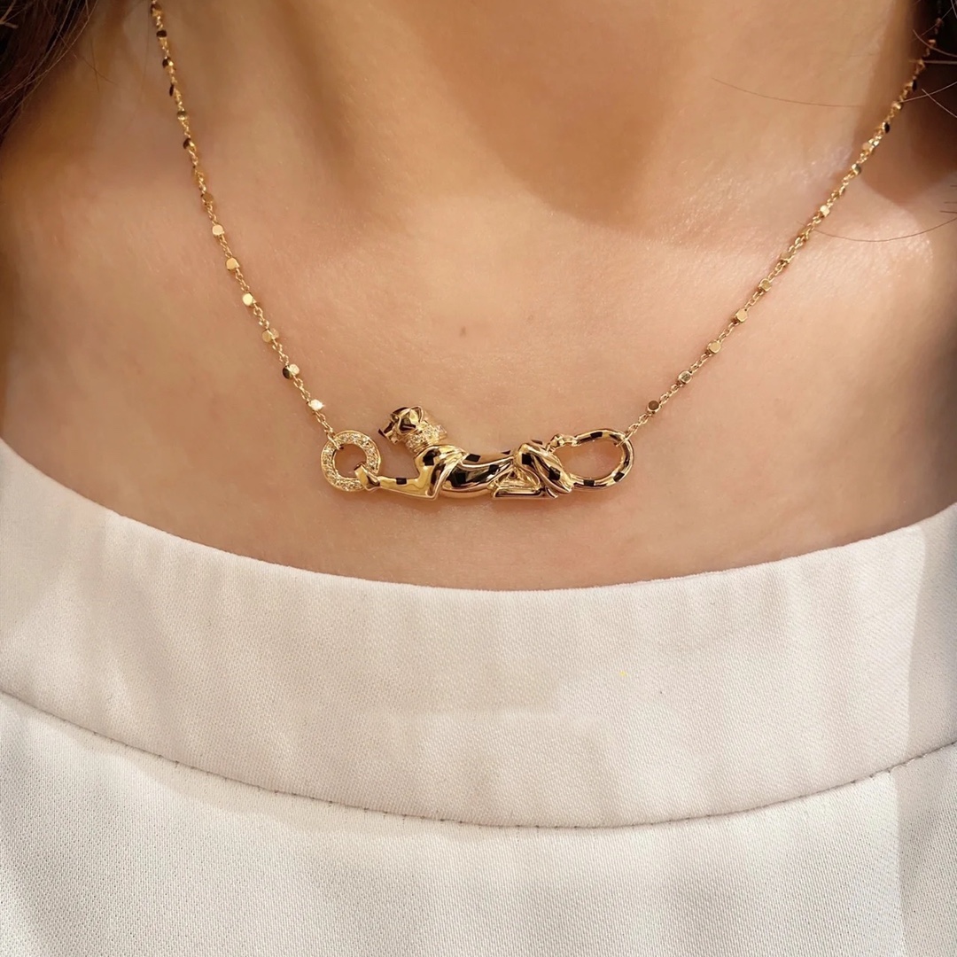 PANTHÈRE DE CARTIER NECKLACE