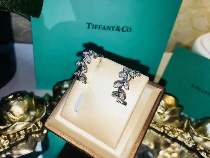 Price Online Tiffany Paloma Picasso Necklace Earrings Olive Leaf Diamonds Pendant Jewelry UK Sale Online 34941041