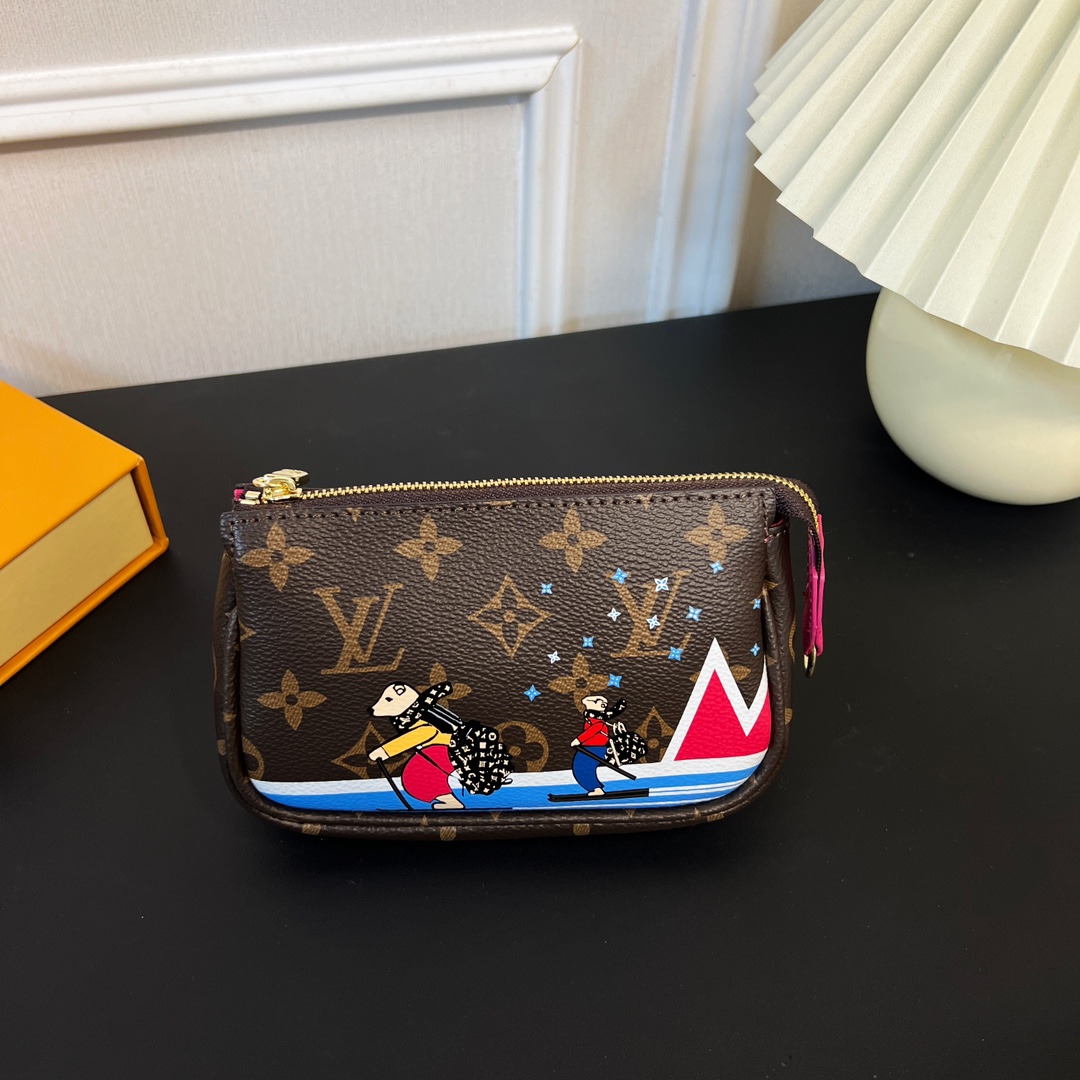 Louis Vuitton Multi Pochette Accessories Mini Bag Purse