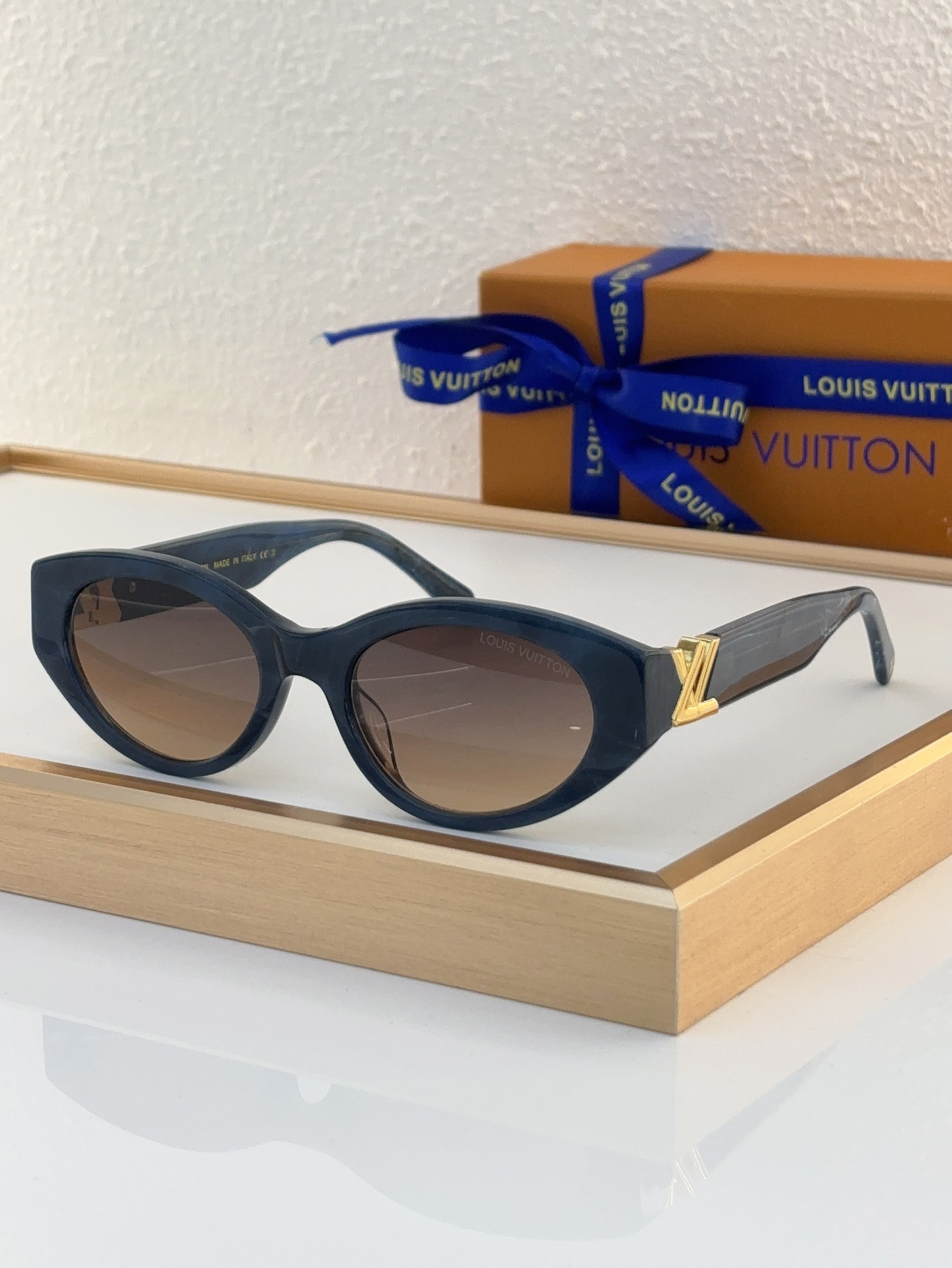 Louis Vuitton LV Sunglasses