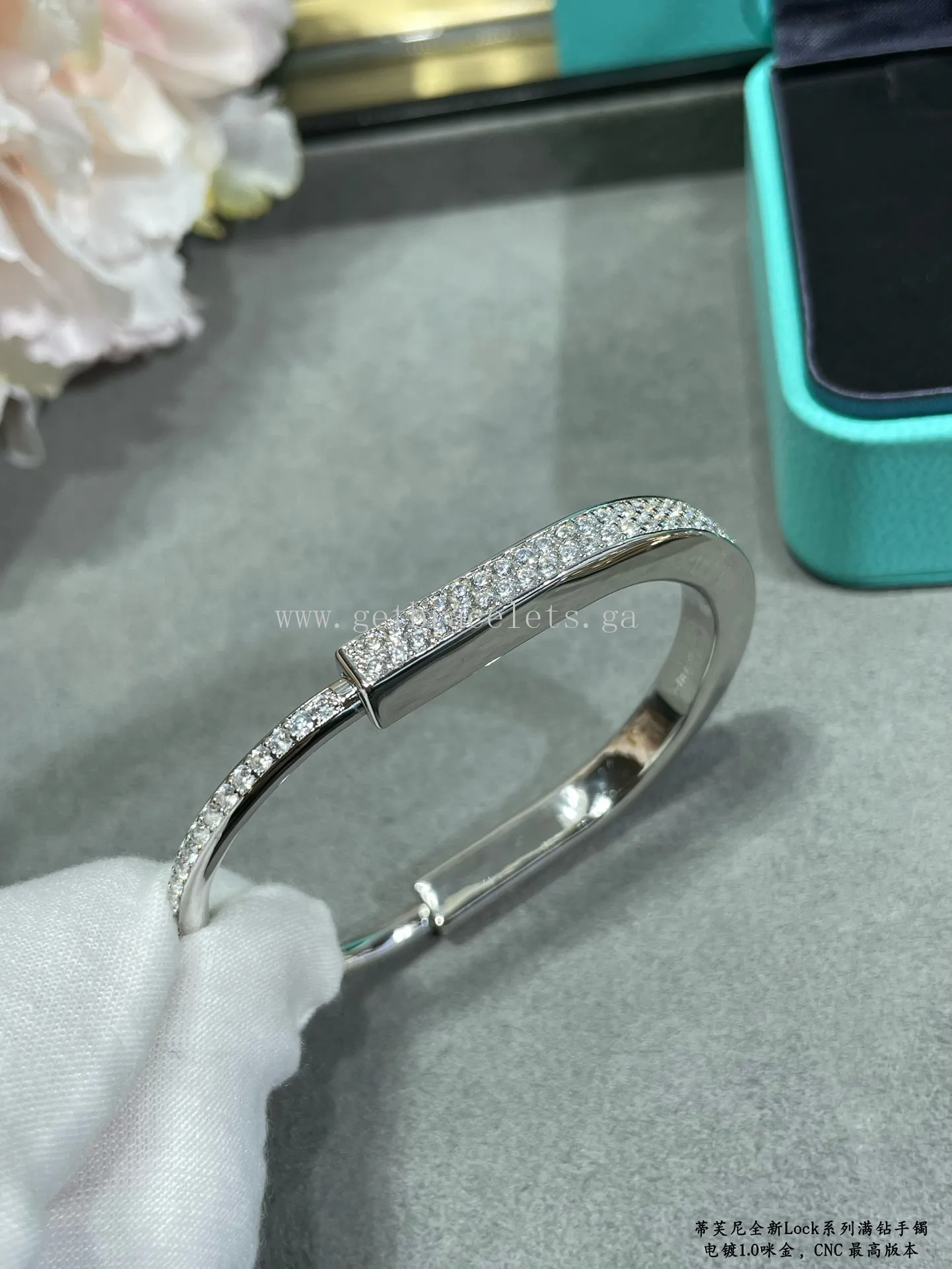 Tiffany Lock Bangle in White Gold/Rose Gold/Yellow Gold with Pave Diamond
