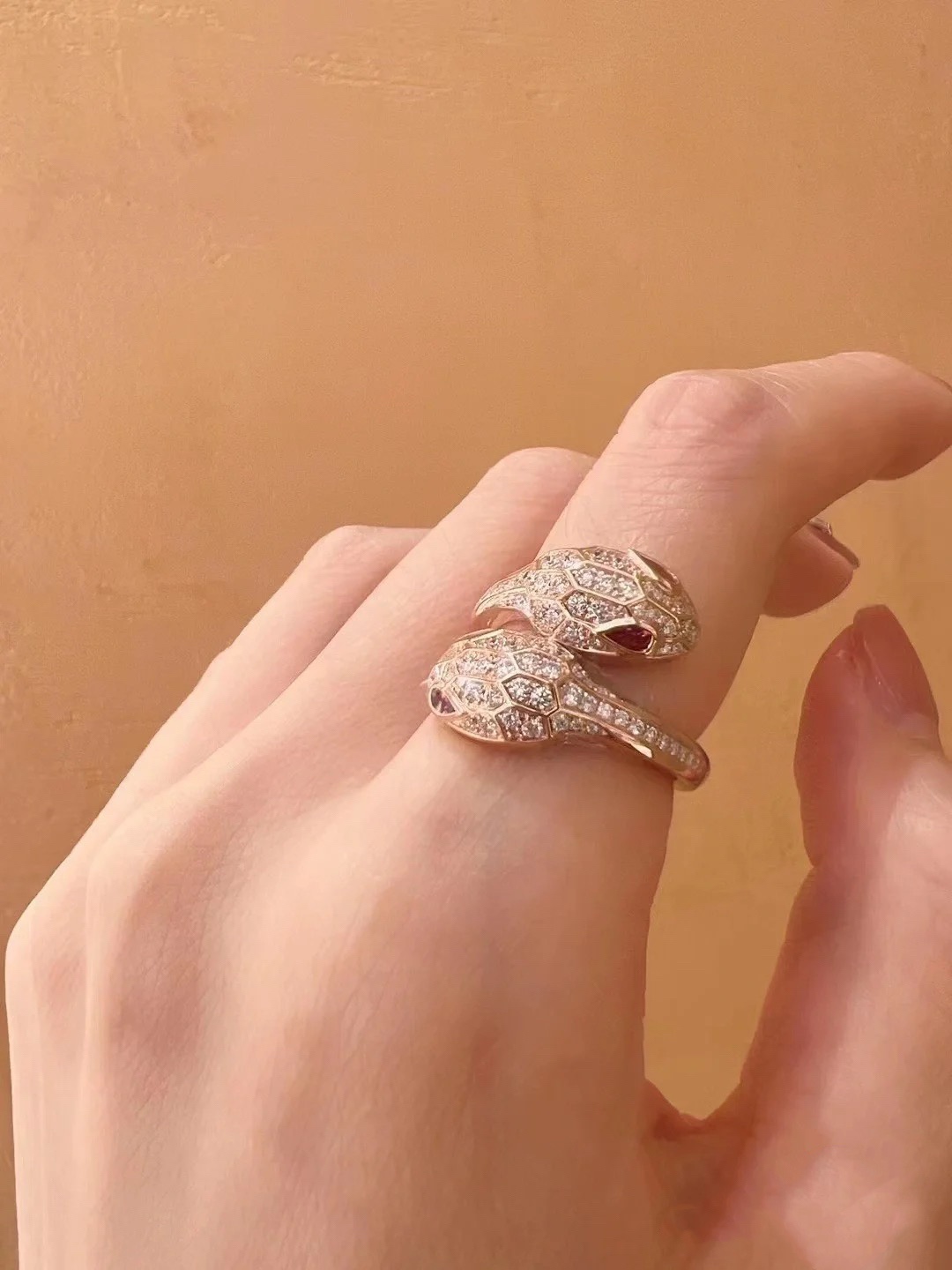 Bvlgari SERPENTI SEDUTTORI RING