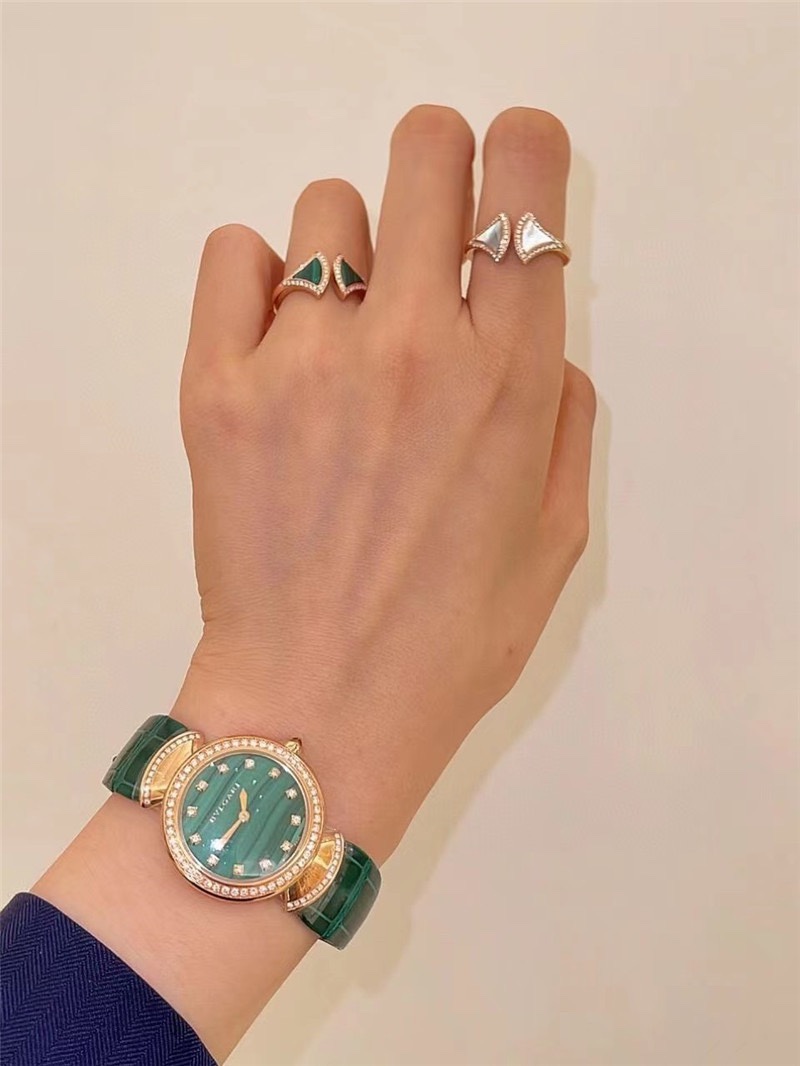 Bvlgari DIVAS'DREAM RING, Green & White