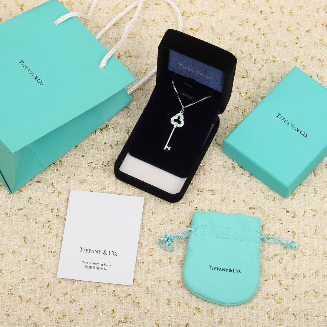 Fake Tiffany Keys Necklace, Openwork Clover Key Necklace