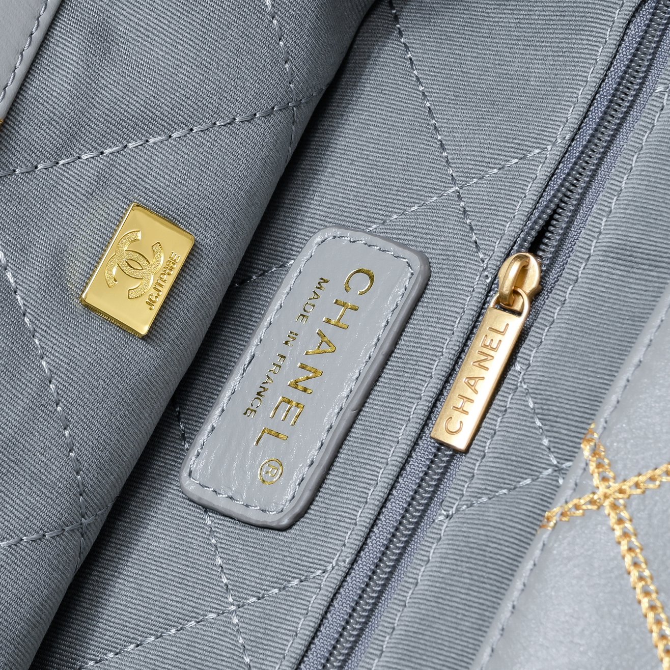 Chanel 22 Bag Pearl Bag Golden Thread Large Shoulder Bag Handbag