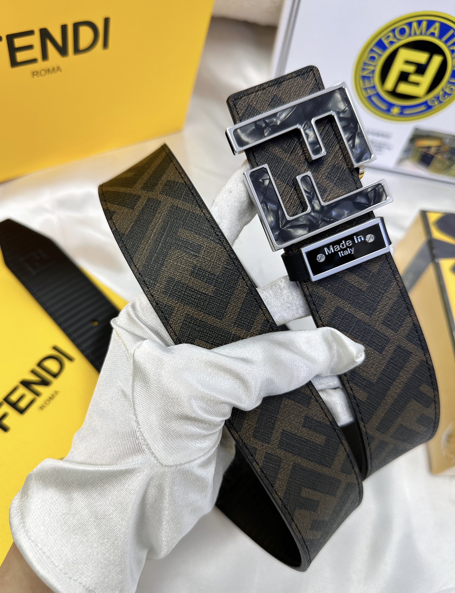 Fendi Leather Belts 1:1 Mirror Version